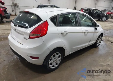 2011 Ford Fiesta Se z USA, uszkodzony, nr VIN 3FADP4EJ2BM191352